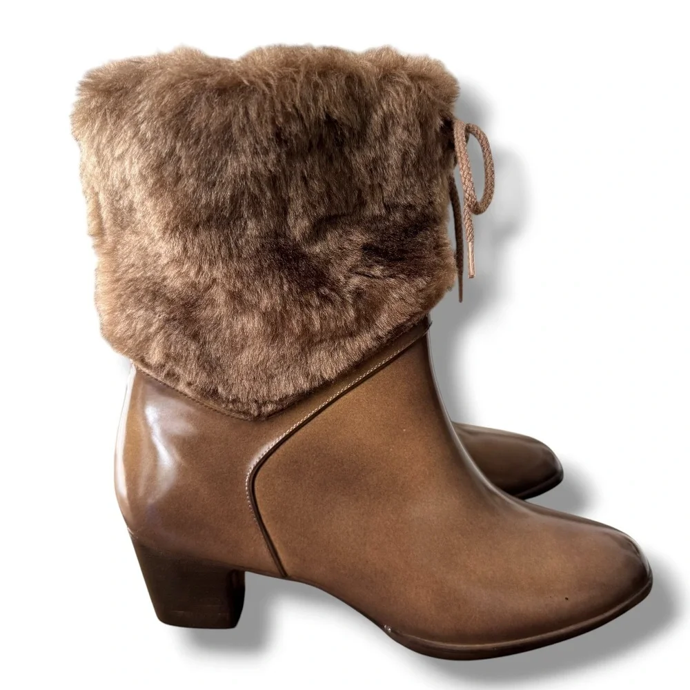 Vintage Brown Faux Fur Trim Rain Boots Womens Size 9 Block Heel Made in USA